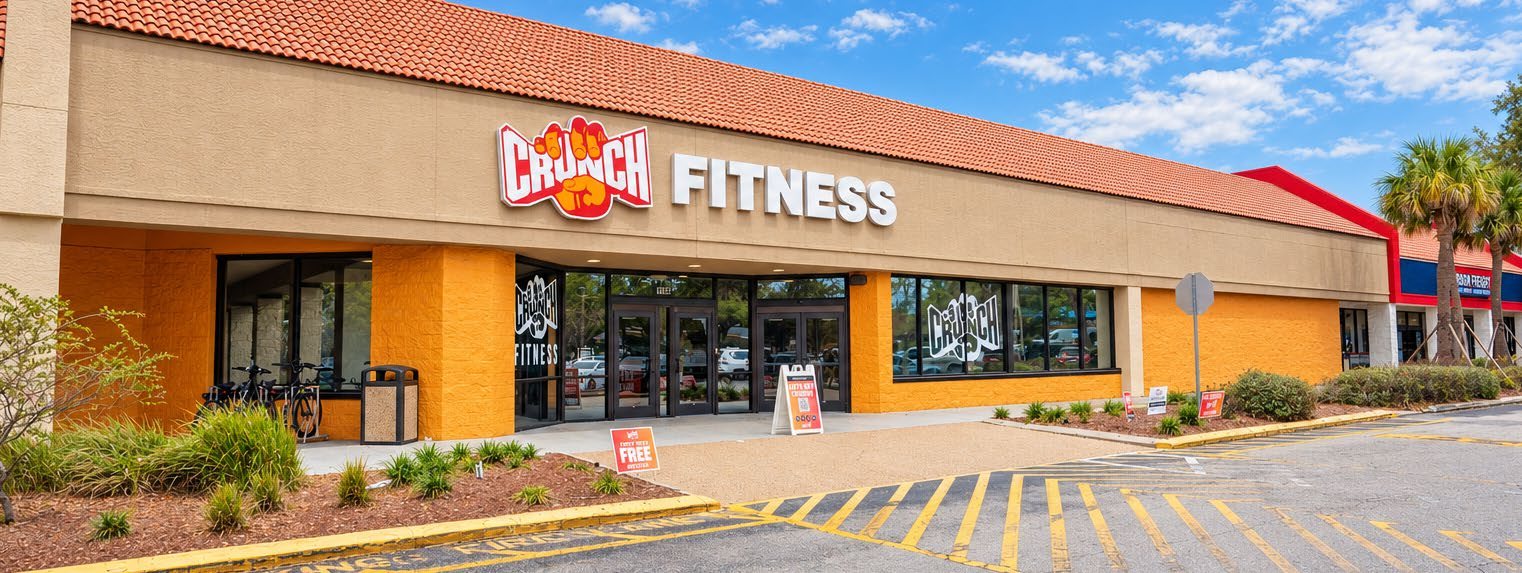 Crunch Fitness storefront at Royal Oaks
