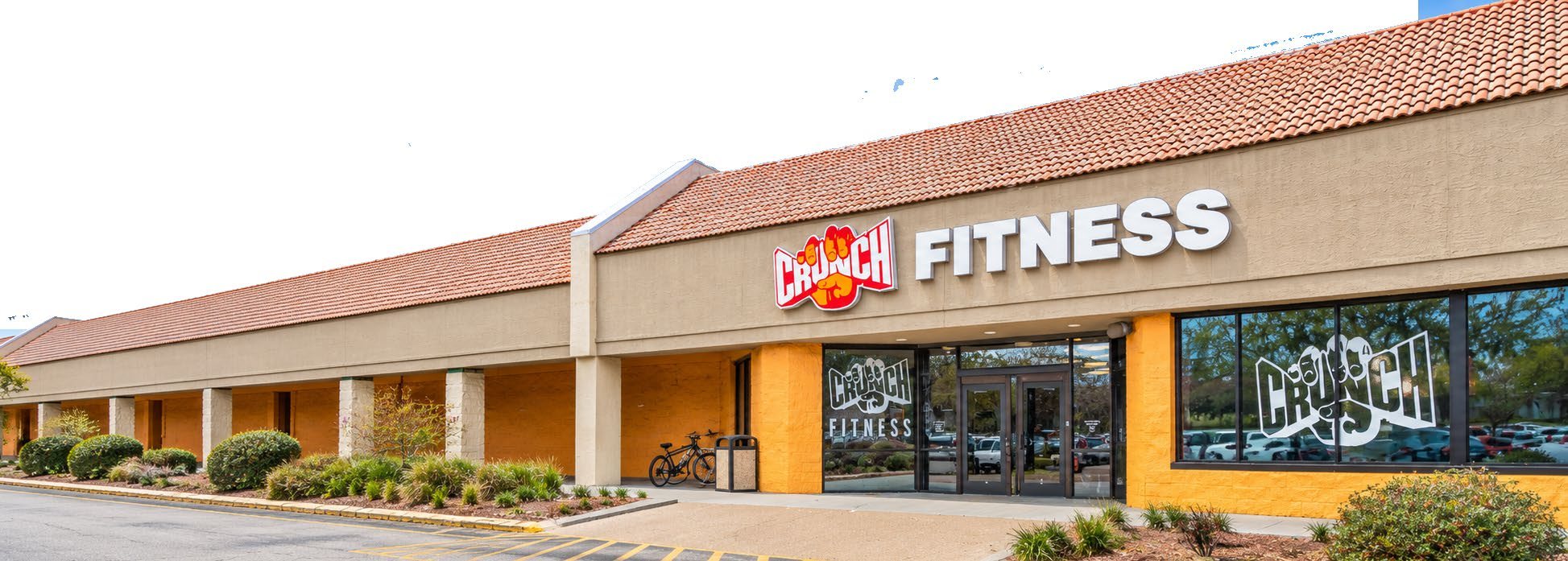 Crunch Fitness storefront at Royal Oaks Shopping Center